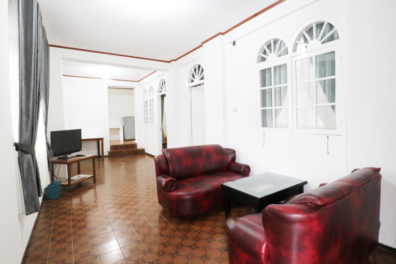 Villa Madani Paragajen Exterior foto